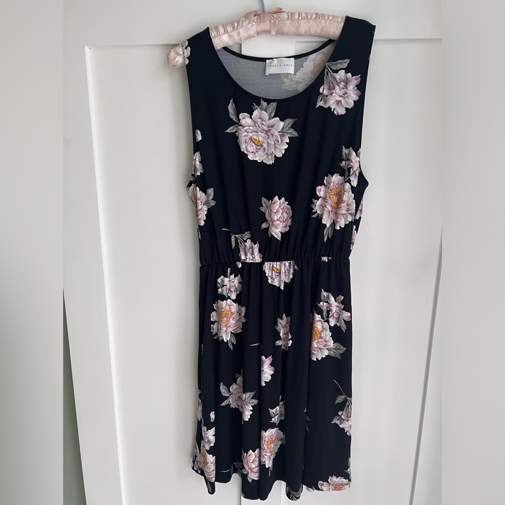Cute floral dress! Size XXL